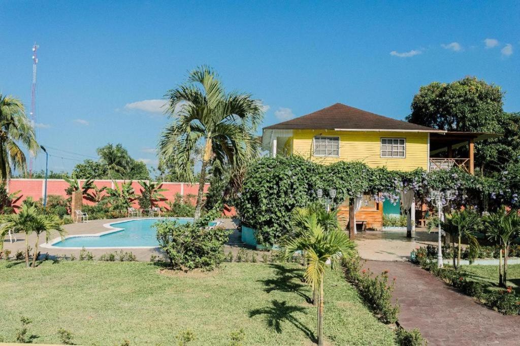 Guacamayos Hotel Bonao Zewnętrze zdjęcie