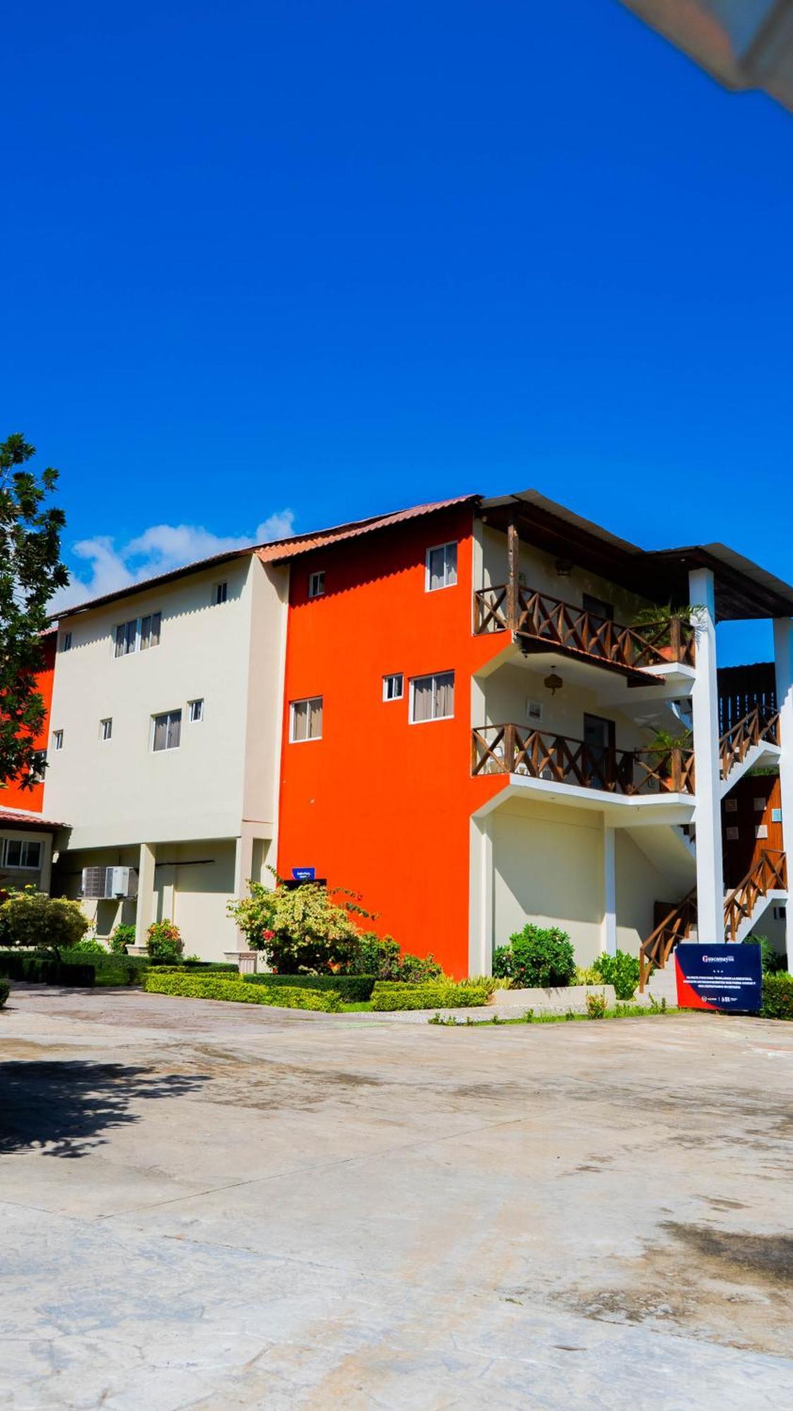 Guacamayos Hotel Bonao Zewnętrze zdjęcie