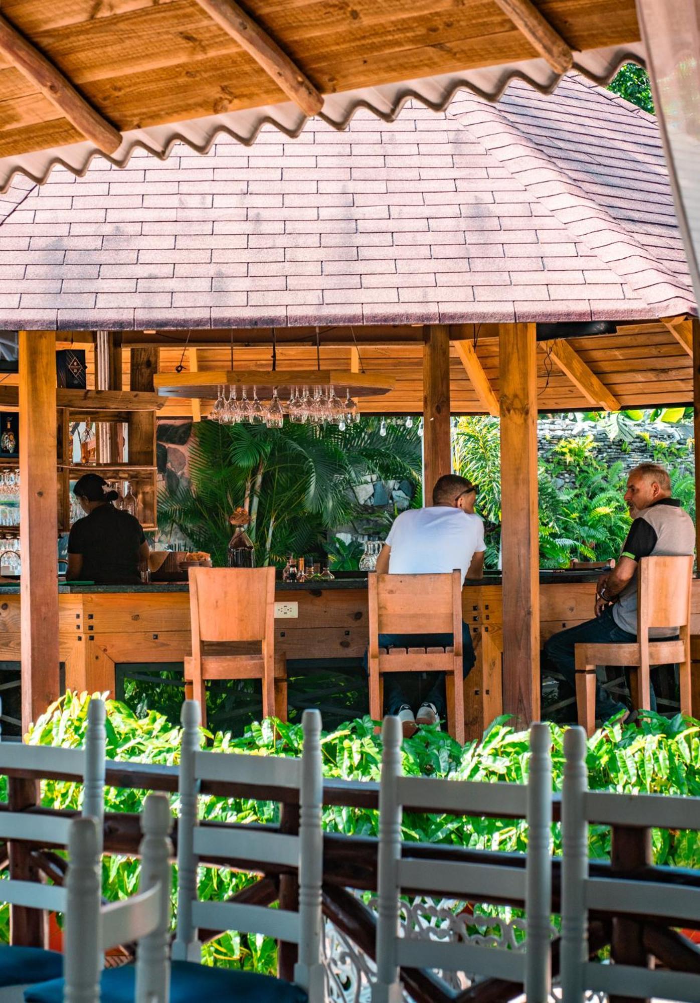 Guacamayos Hotel Bonao Zewnętrze zdjęcie